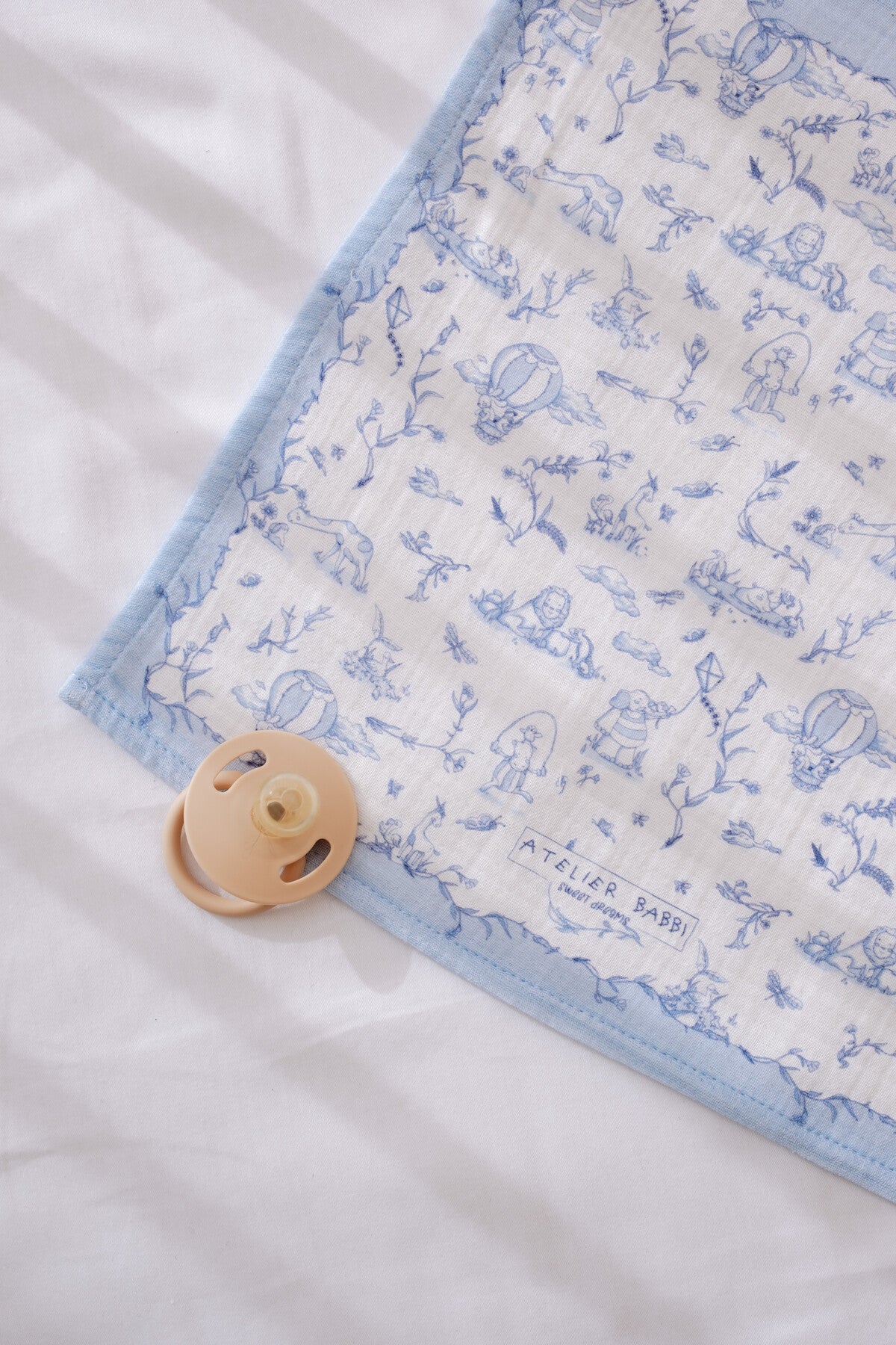 Atelier Babbi Newborn 30x30 cm Mouth Cloth - Toile De Jouy / Blue, 100% Cotton
