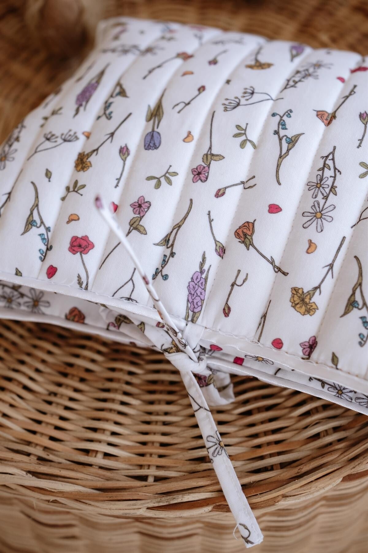 Atelier Babbi Wet Wipes & Cloth Bag - Spring