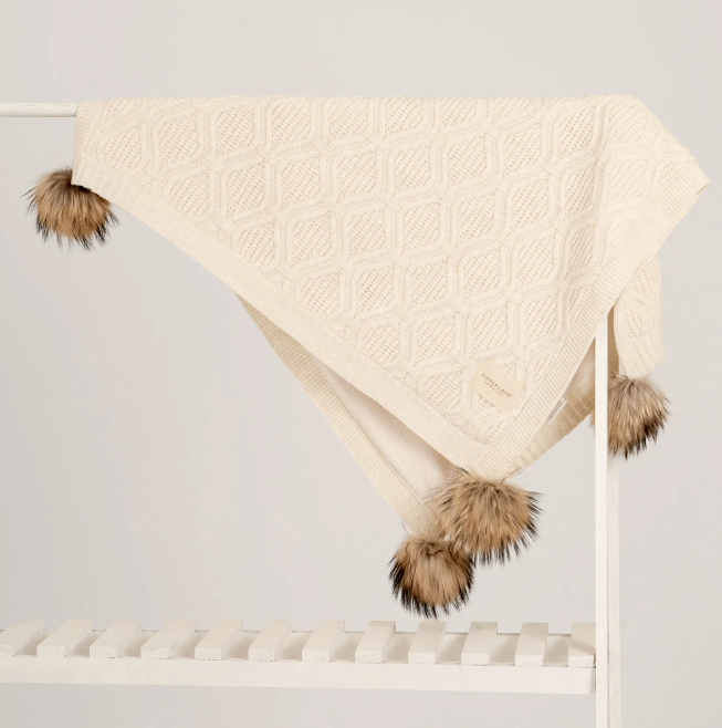 NIPPERLAND Cream 85*100 Cm Fleeced Blanket with Fur Pompom