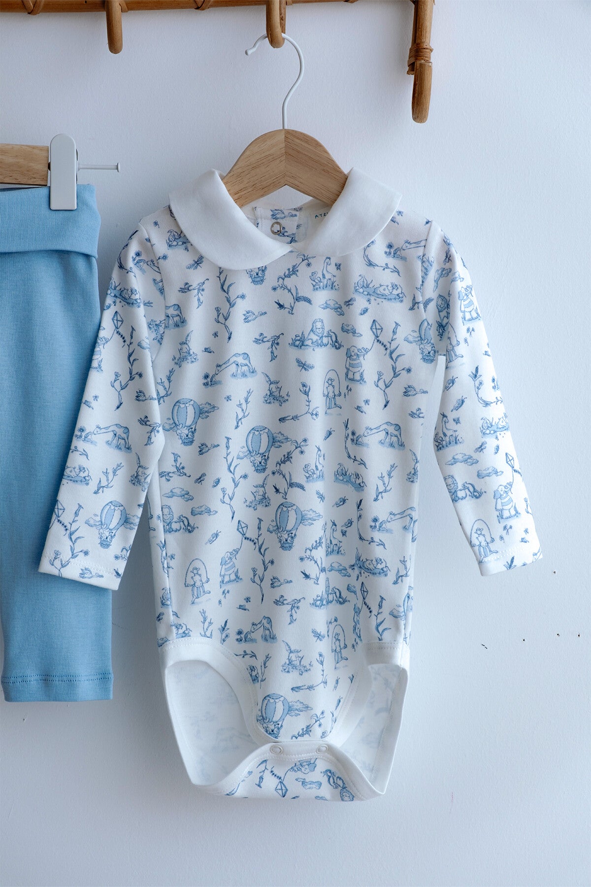 Atelier Babbi 2-Pieces Bodysuit and Pants Set-Toile De Jouy / Blue, 100% Cotton