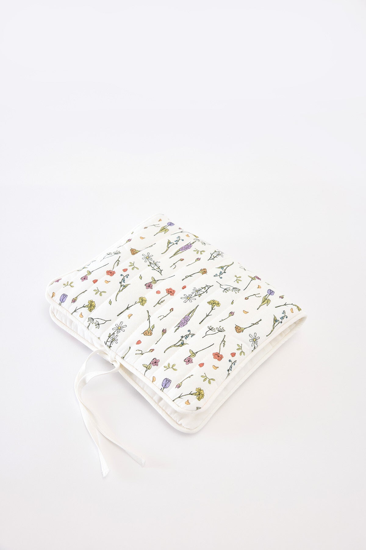 Atelier Babbi Wet Wipes & Cloth Bag - Spring
