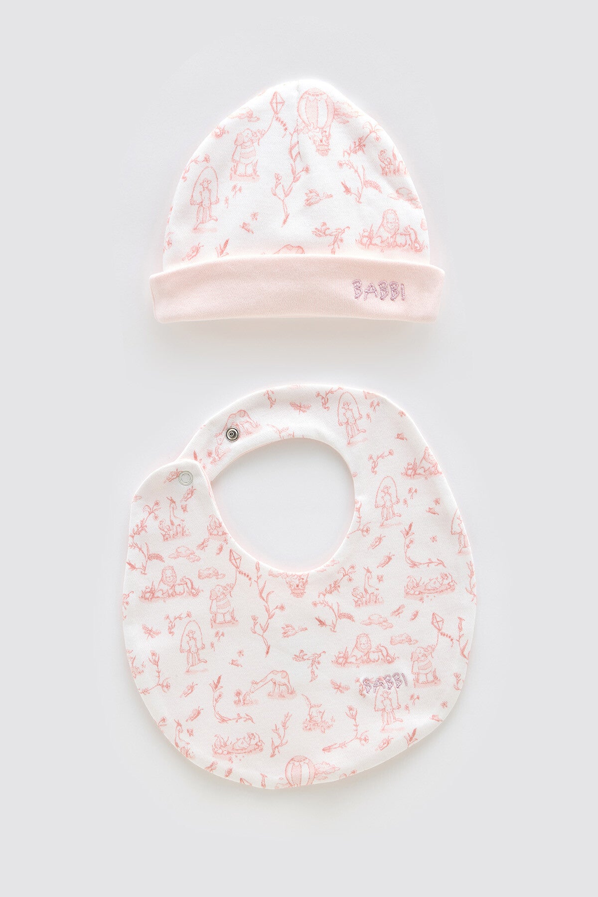 Atelier Babbi Newborn Bib & Hat Set - Toile De Jouy / Pink, 100% Cotton